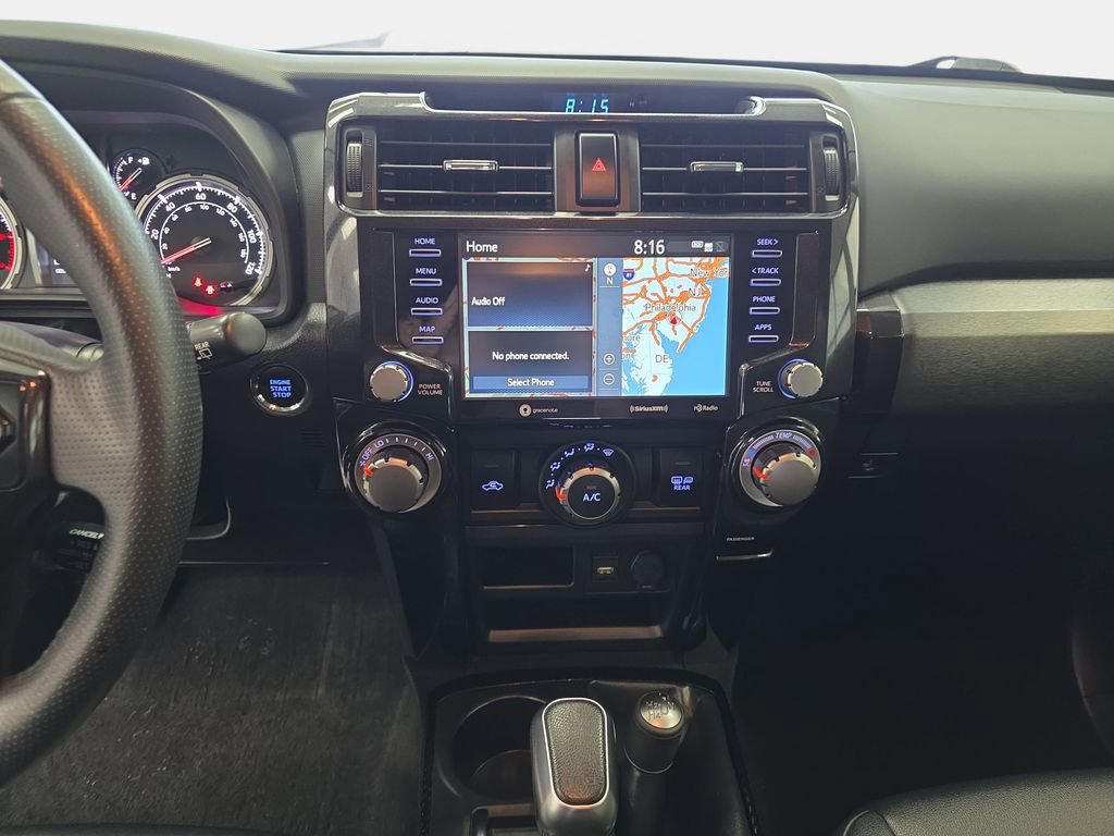 Used 2020 Toyota 4Runner TRD Off-Road Premium w/ Moonroof Package AWD/4WD image 17