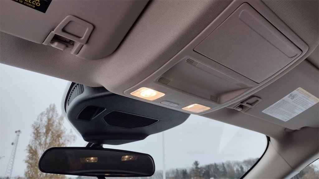 Certified 2020 Ford Escape SE image 17