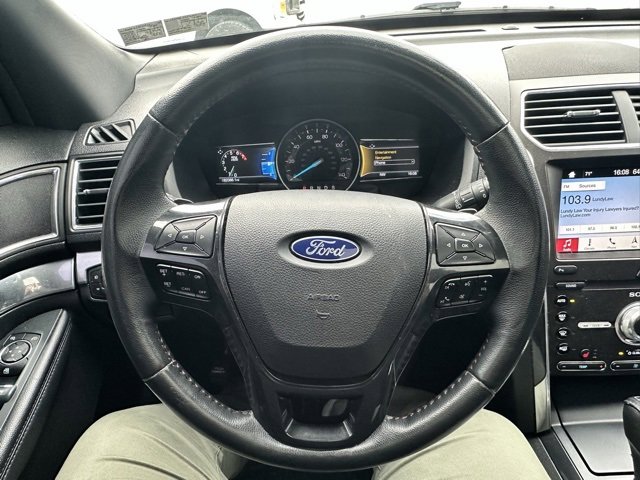 Certified 2019 Ford Explorer Sport image 17