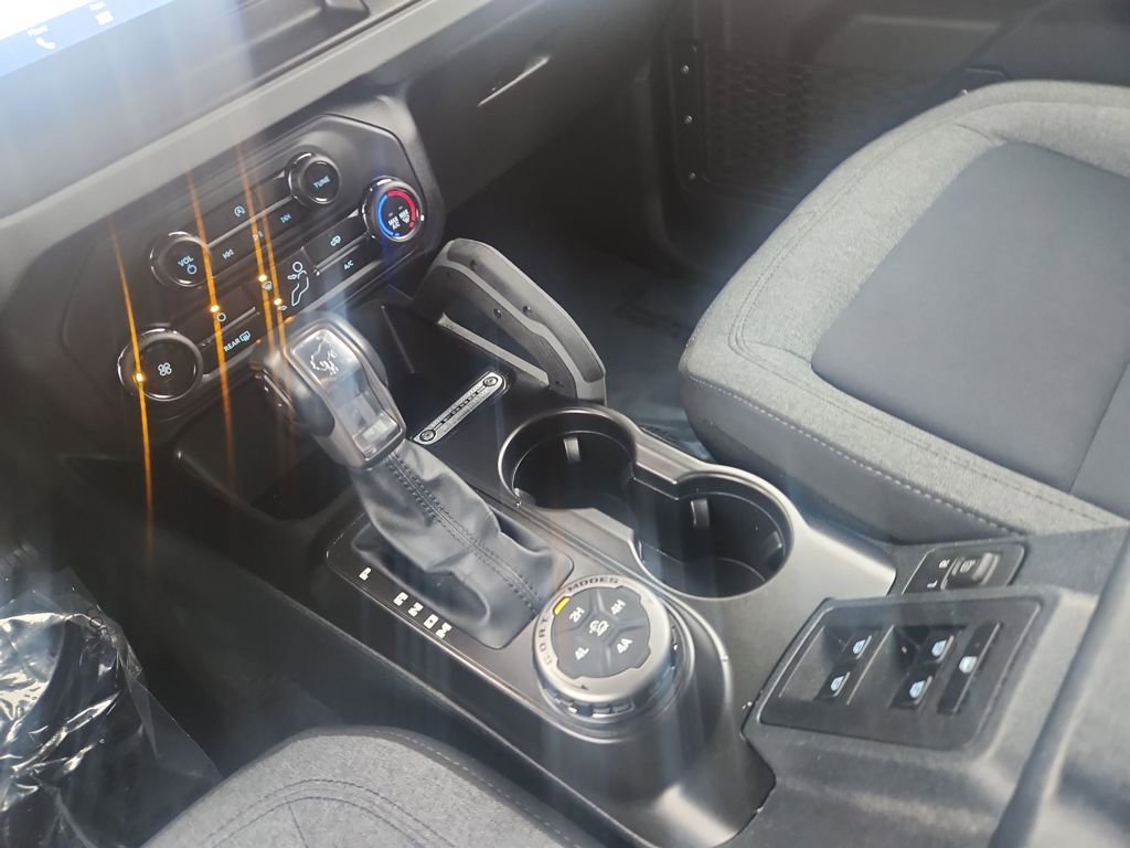 Certified 2021 Ford Bronco Big Bend w/ Sasquatch Package image 28