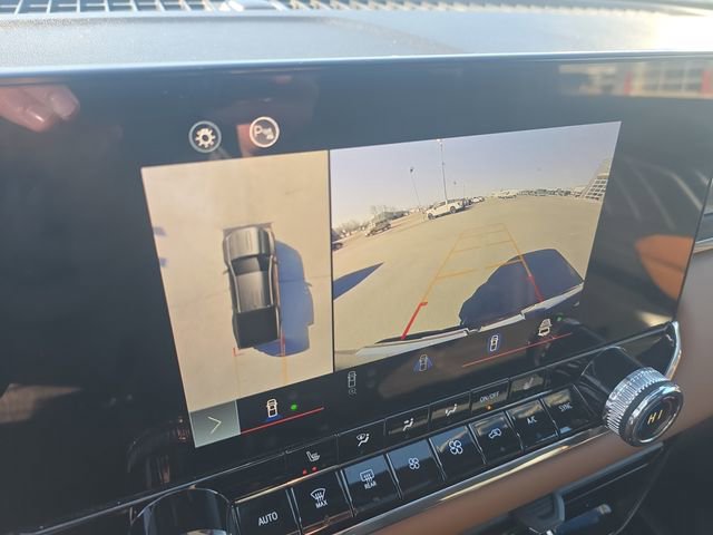 Used 2023 GMC Canyon AT4 w/ Technology Package image 15