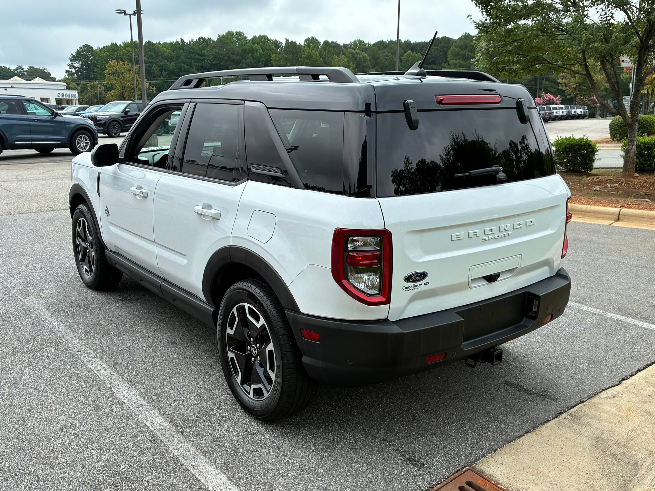 Certified 2022 Ford Bronco Sport Outer Banks w/ Tech Package AWD/4WD image 6