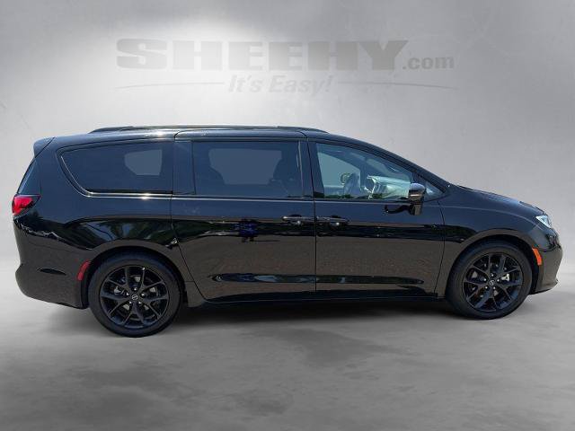 Used 2025 Chrysler Pacifica Limited FWD image 10