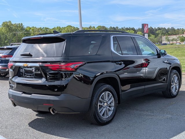 Used 2022 Chevrolet Traverse LT image 5
