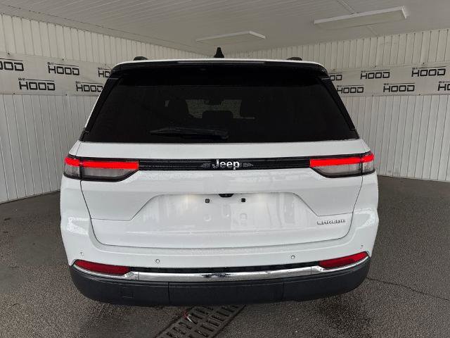 Used 2023 Jeep Grand Cherokee Laredo RWD image 23