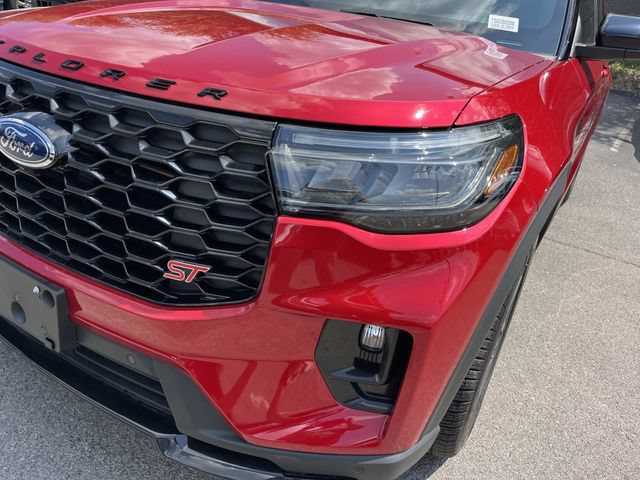 Certified 2025 Ford Explorer ST w/ Sun And Sound Package AWD/4WD image 11
