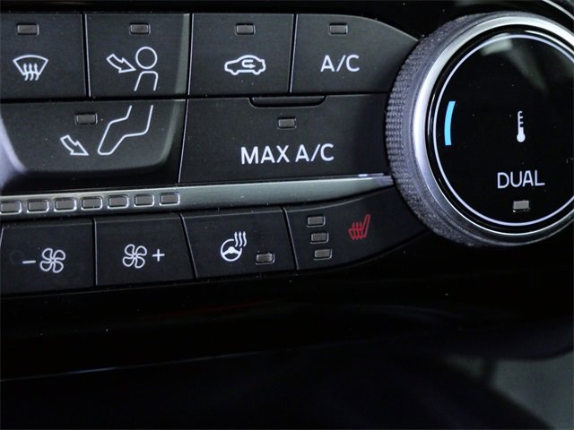 Certified 2022 Ford Escape Titanium w/ Class II Trailer Tow Package image 23