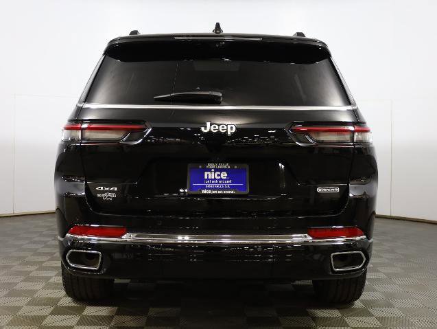 Used 2024 Jeep Grand Cherokee L Overland w/ Luxury Tech Group IV image 3