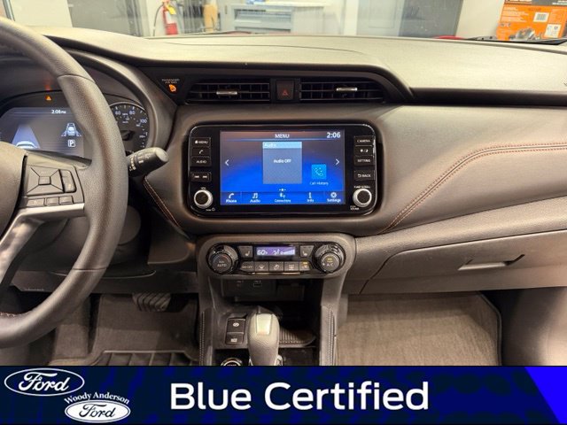 Used 2023 Nissan Kicks SR w/ SR Premium Package FWD image 15