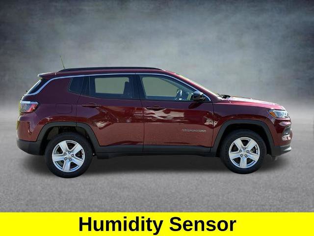 Used 2022 Jeep Compass Latitude w/ Convenience Group AWD/4WD image 7