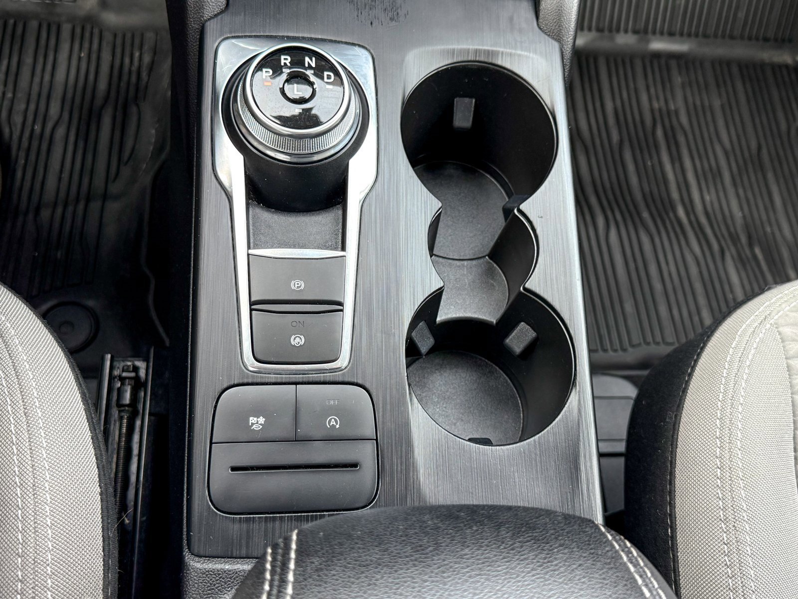 Certified 2022 Ford Escape SE w/ Convenience Package image 30