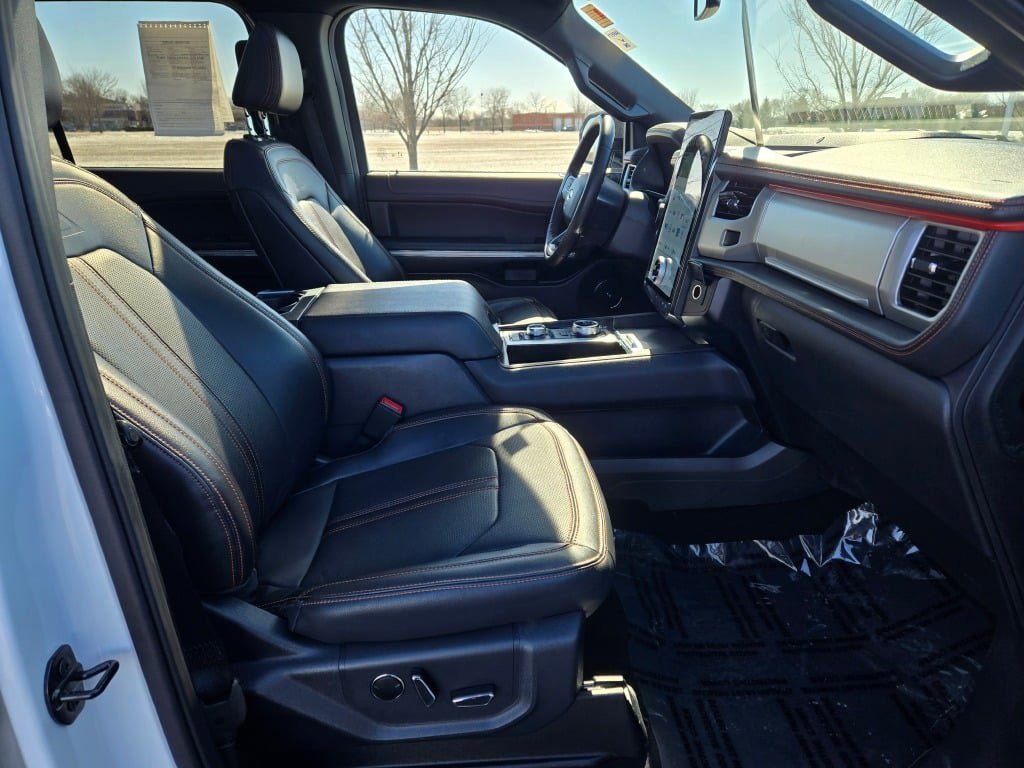 Certified 2024 Ford Expedition Timberline image 7