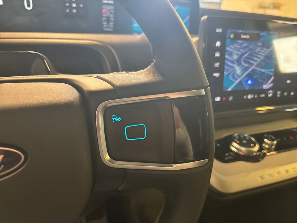 Certified 2025 Ford Expedition Max Active AWD/4WD image 36