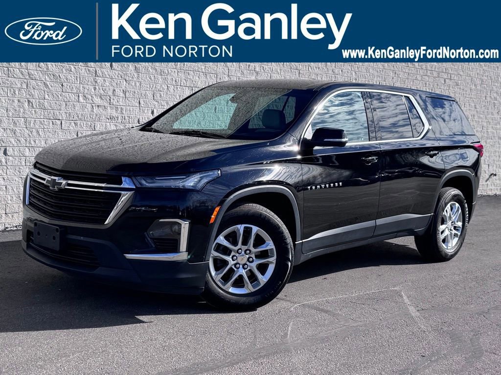 Used 2023 Chevrolet Traverse LS w/ Safety Package image 7