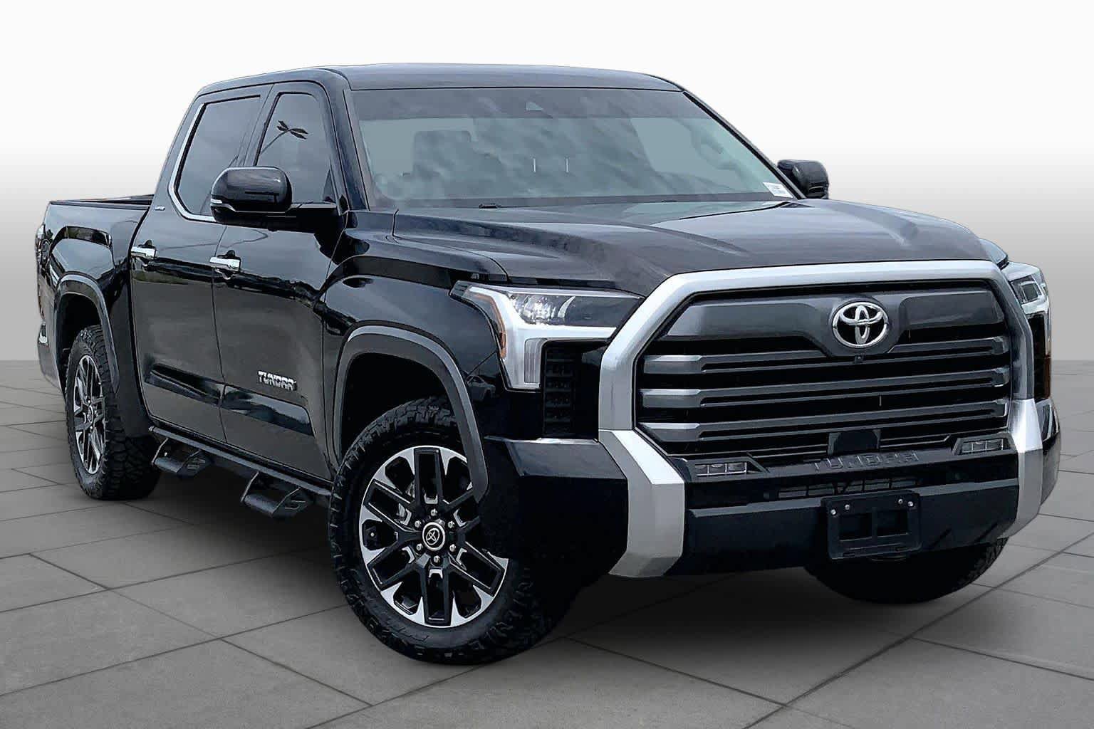 Used 2023 Toyota Tundra Limited AWD/4WD image 3
