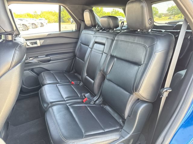 Certified 2020 Ford Explorer XLT w/ Equipment Group 202A RWD image 21