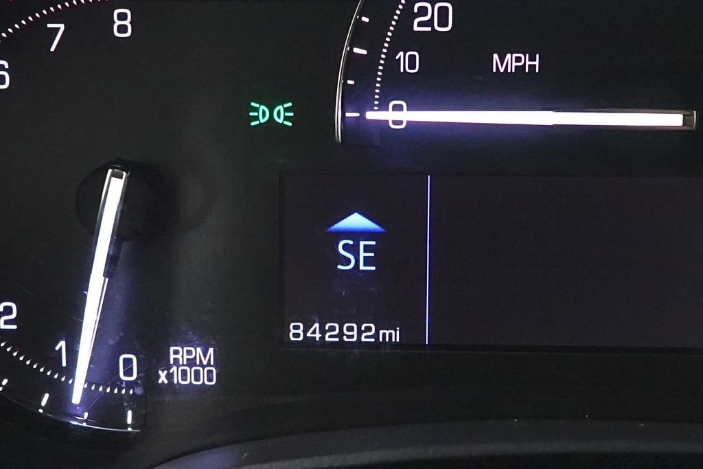 Used 2018 Cadillac XTS Luxury image 16