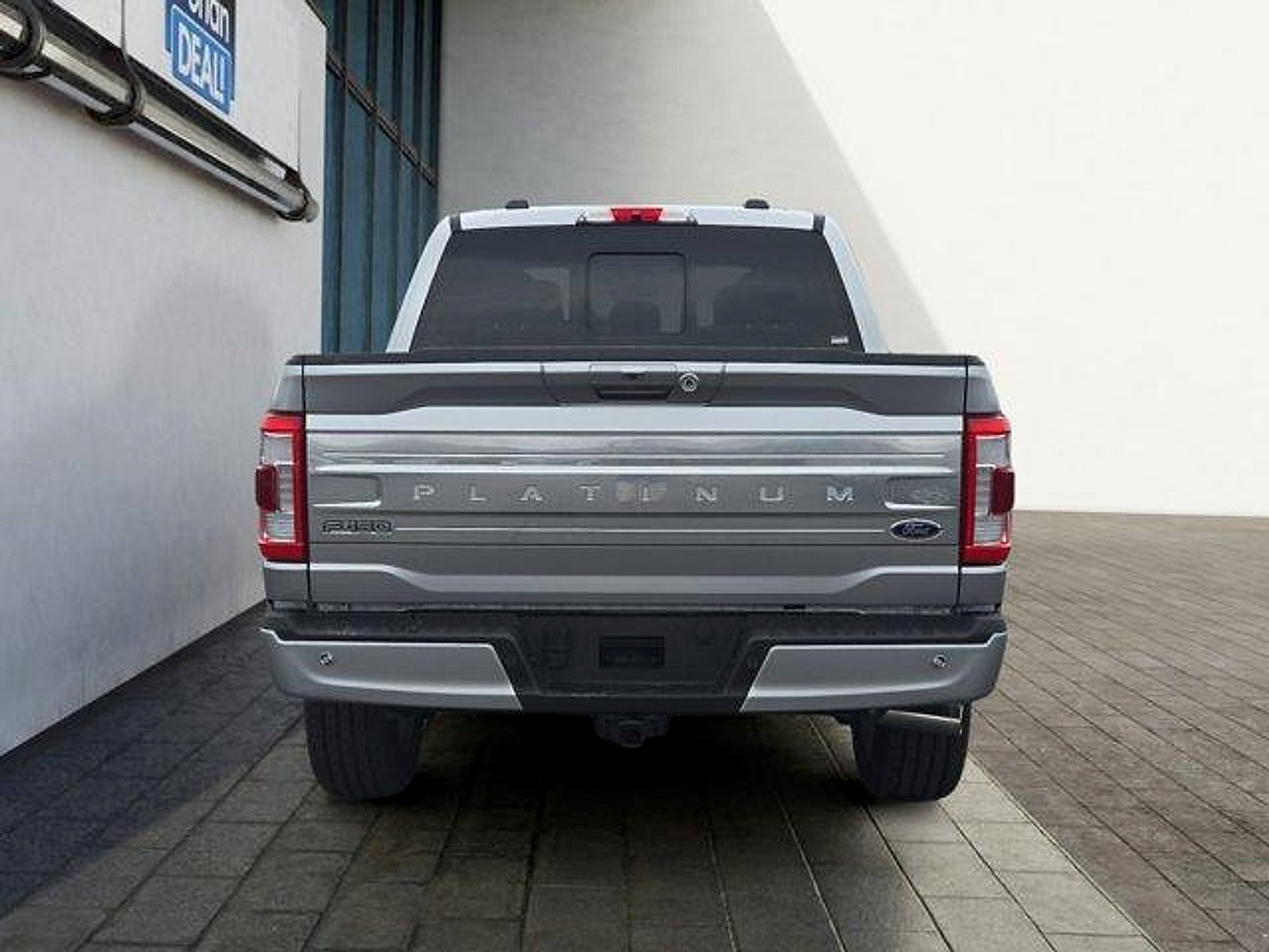 Certified 2022 Ford F150 Platinum w/ Equipment Group 701A High AWD/4WD image 4