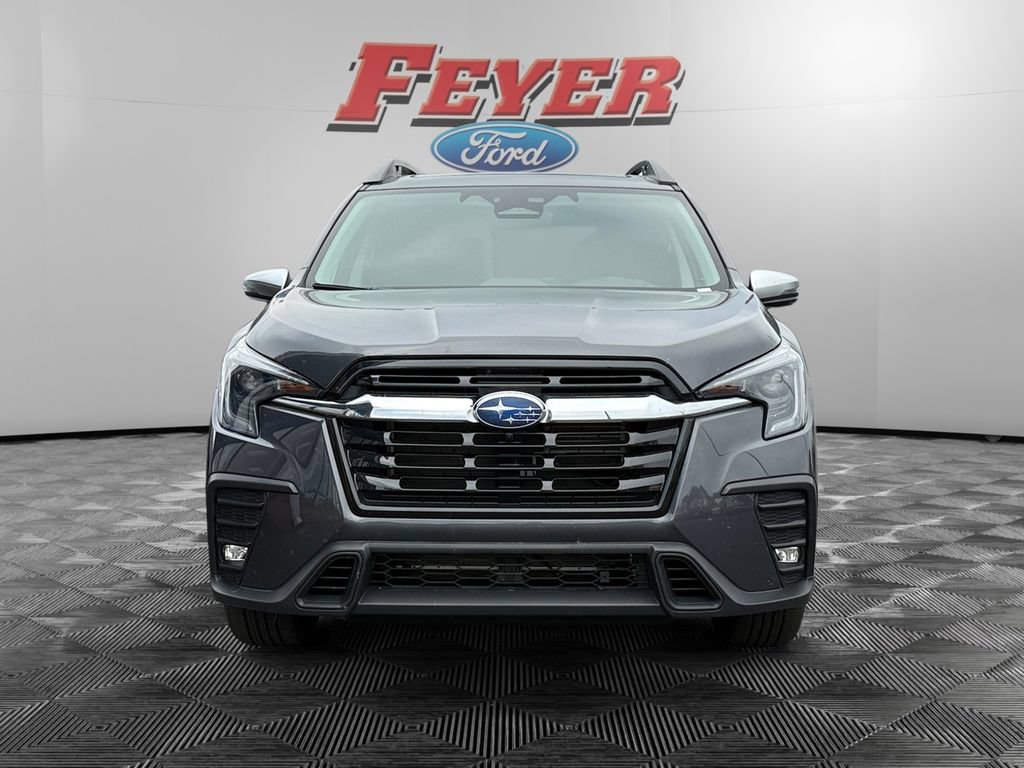 Used 2023 Subaru Ascent Limited w/ Technology Package AWD/4WD image 8