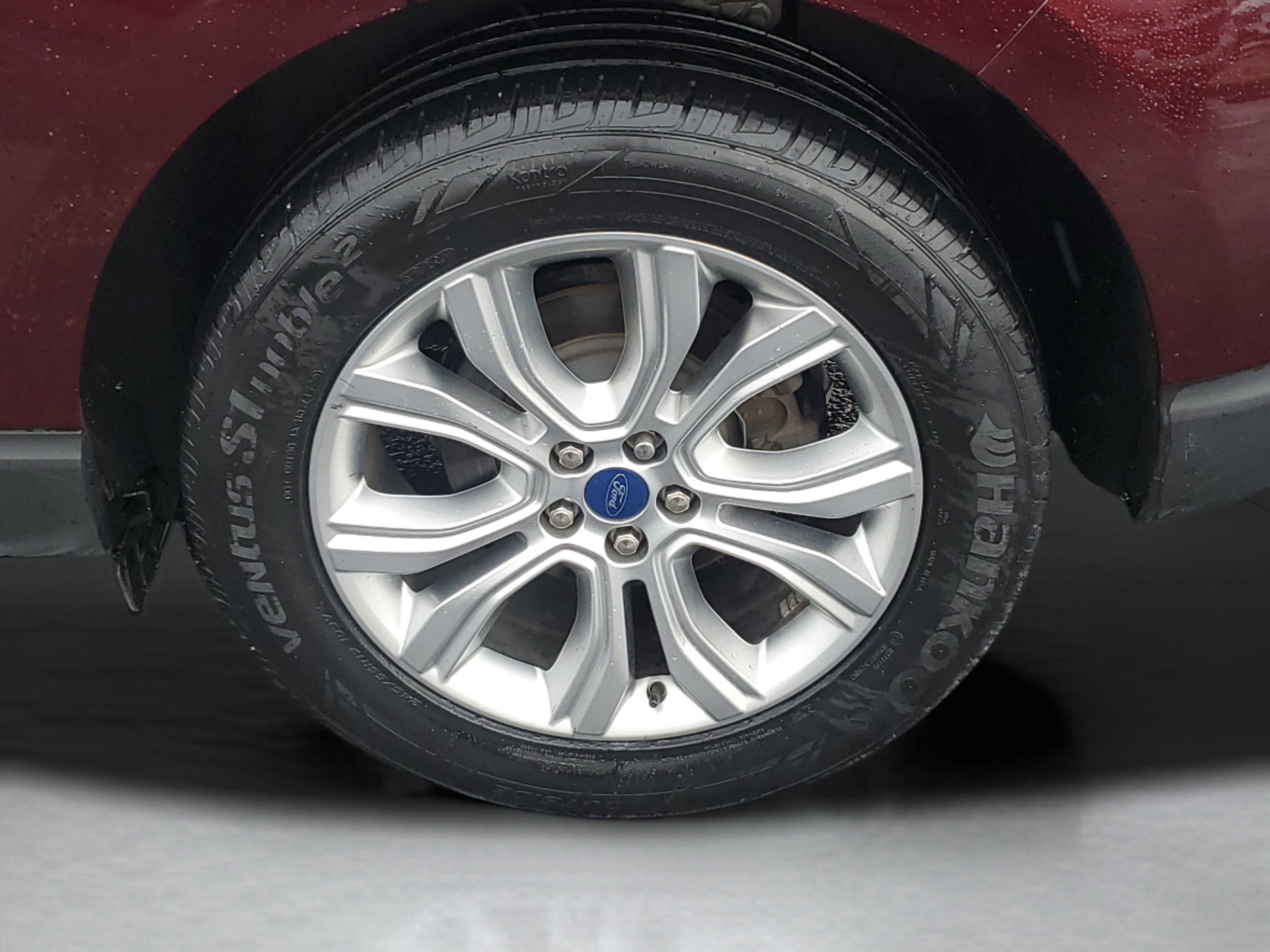 Certified 2020 Ford Edge Titanium AWD/4WD image 31