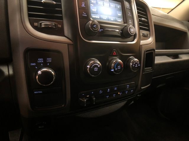 Used 2018 RAM 2500 Tradesman w/ Chrome Appearance Group image 17