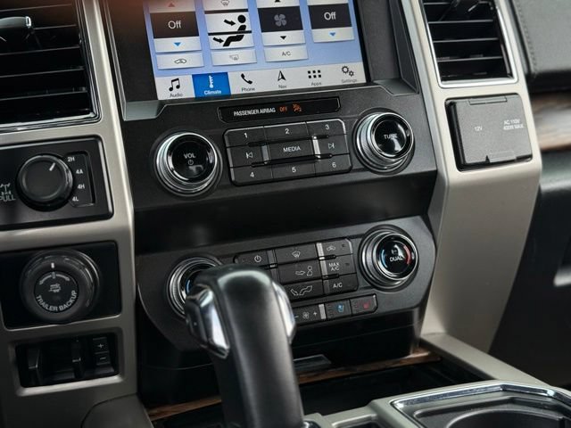 Certified 2019 Ford F150 Lariat w/ Equipment Group 502A Luxury AWD/4WD image 19