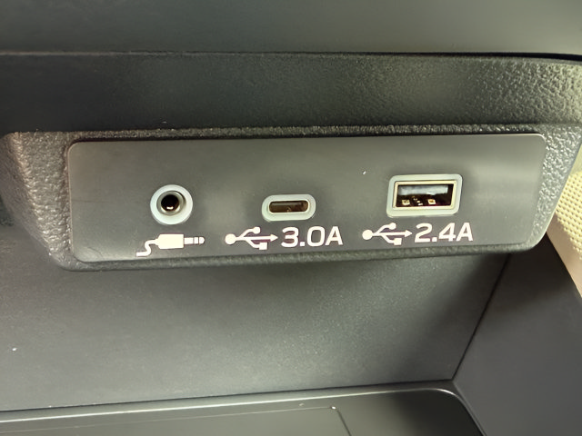 Used 2025 Subaru Forester Premium AWD/4WD image 14