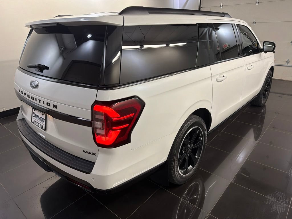Certified 2022 Ford Expedition Max Limited AWD/4WD image 6