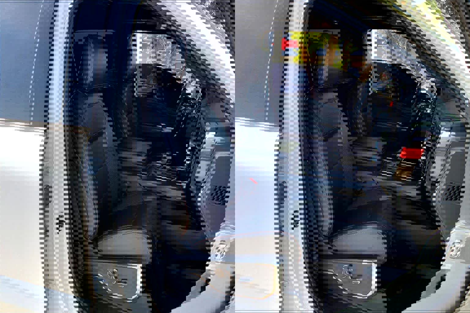 Certified 2024 Ford F150 Raptor AWD/4WD image 11