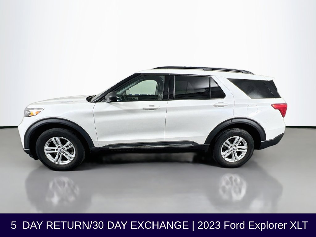 Certified 2023 Ford Explorer XLT w/ Equipment Group 202A AWD/4WD image 5