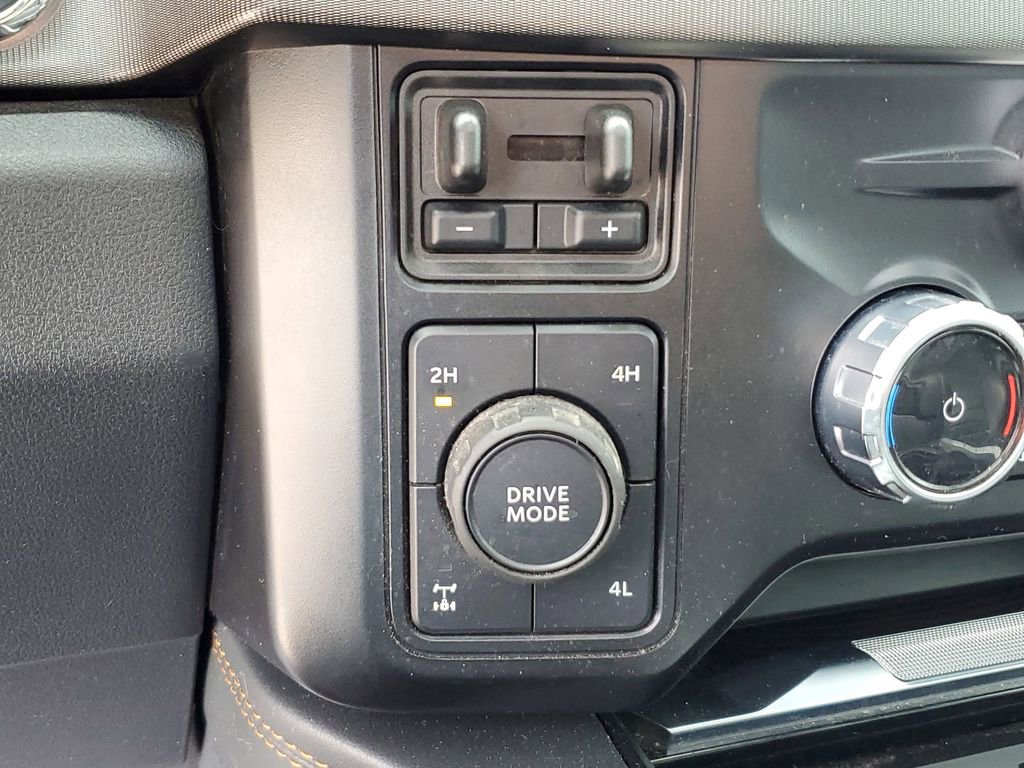 Certified 2024 Ford F250 Platinum AWD/4WD image 30