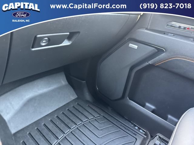Used 2024 GMC Sierra 1500 AT4 w/ Technology Package AWD/4WD image 28
