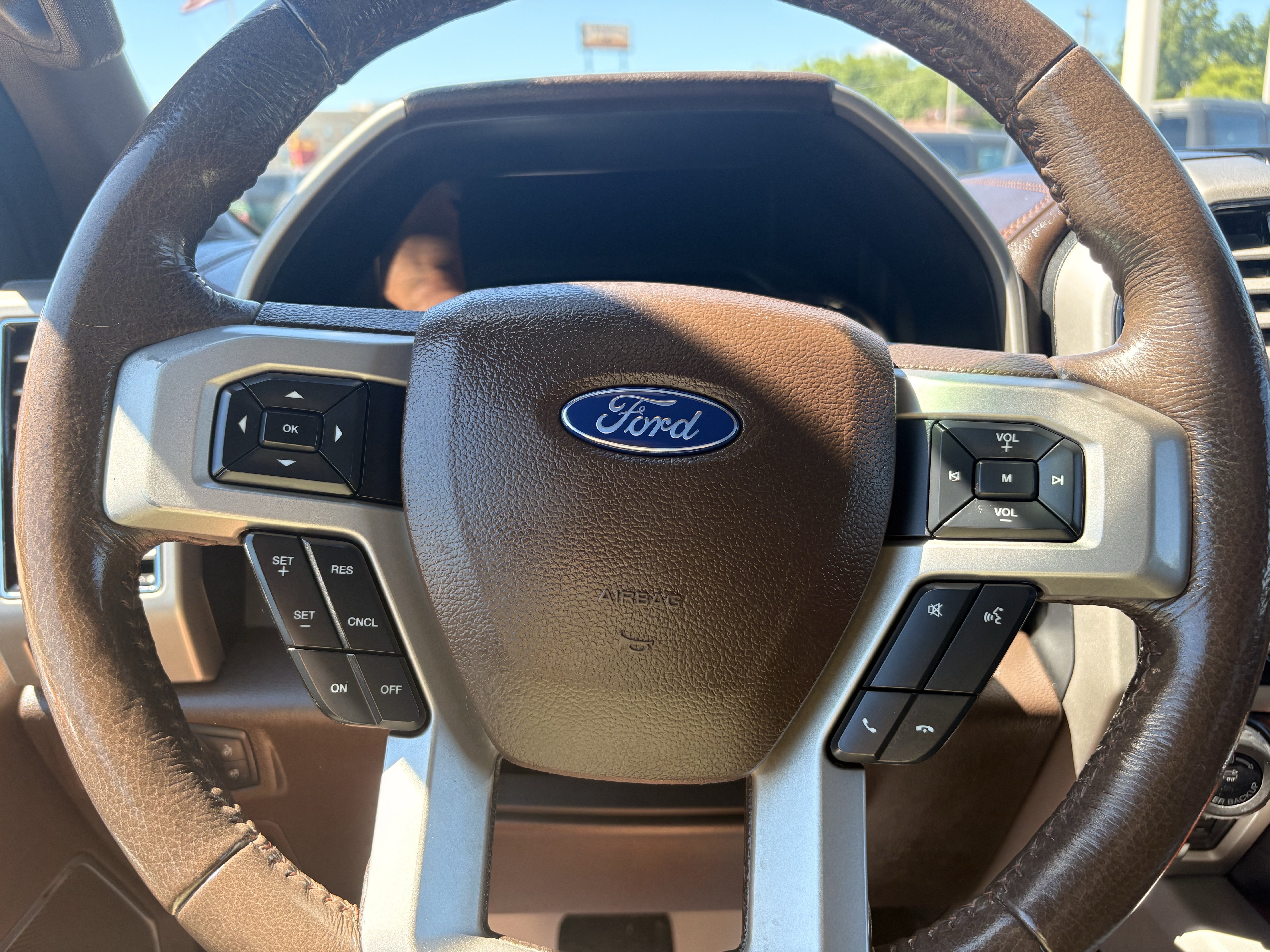 Certified 2019 Ford F150 King Ranch w/ Equipment Group 601A Luxury AWD/4WD image 15