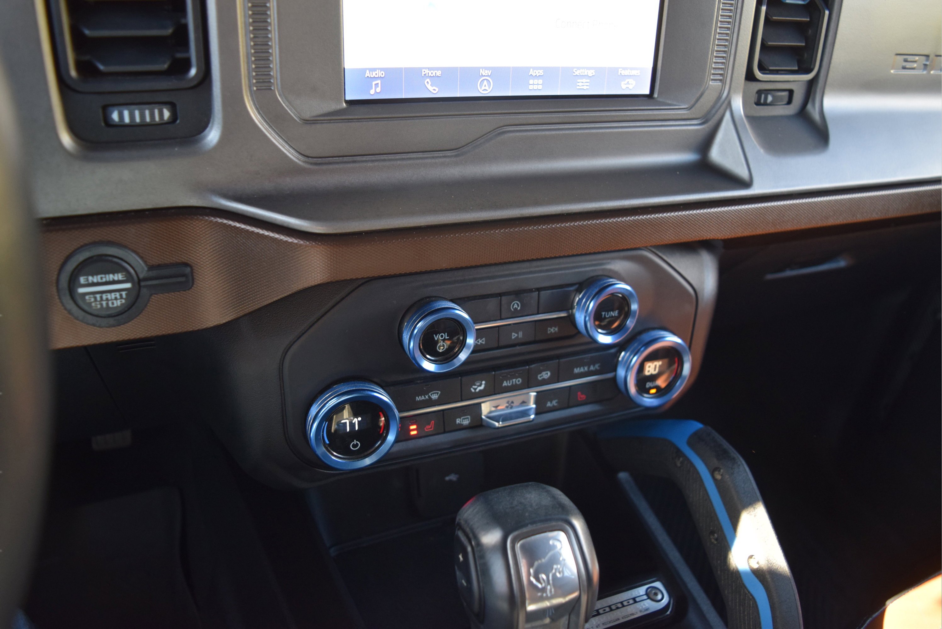 Certified 2021 Ford Bronco Outer Banks AWD/4WD image 14