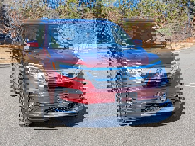 Used 2022 Honda Pilot Touring image 2