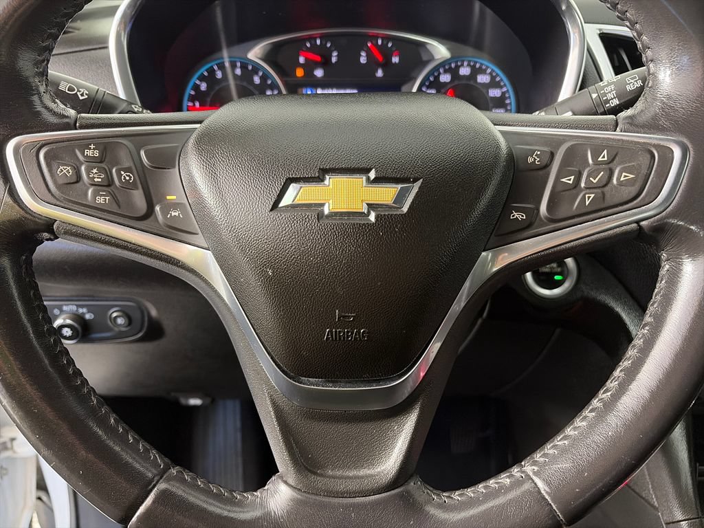 Used 2020 Chevrolet Equinox LT FWD image 16