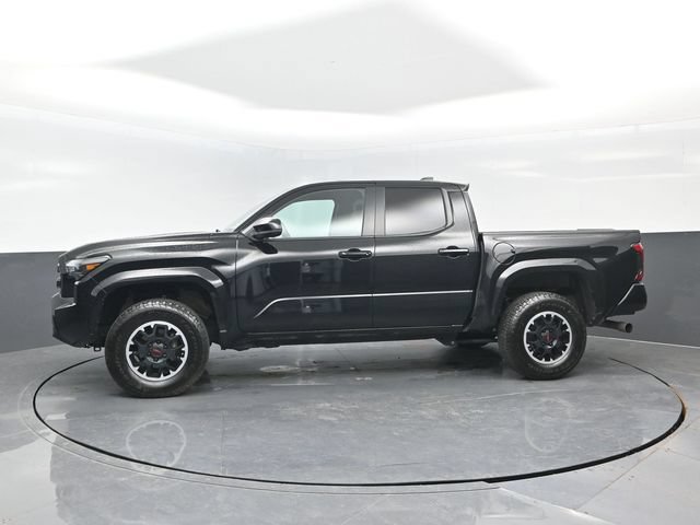 Used 2024 Toyota Tacoma SR5 AWD/4WD image 4