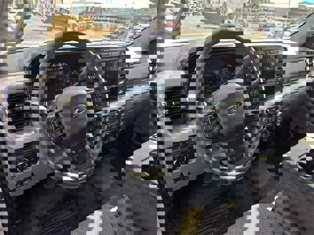 Certified 2024 Ford F350 XLT w/ FX4 Off-Road Package image 9