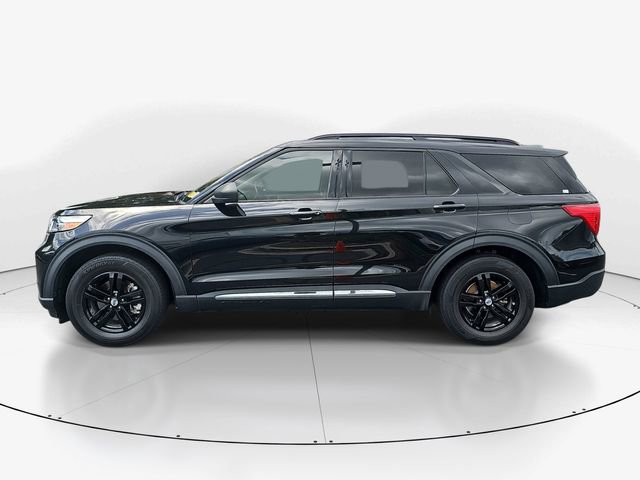 Certified 2022 Ford Explorer XLT w/ Equipment Group 202A RWD image 6