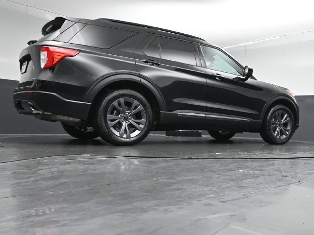 Certified 2024 Ford Explorer XLT w/ Equipment Group 202A AWD/4WD image 44