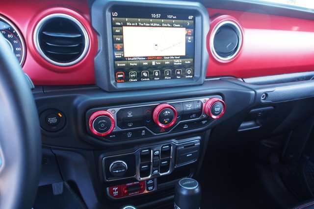 Used 2022 Jeep Gladiator Rubicon w/ Trailer Tow Package AWD/4WD image 24