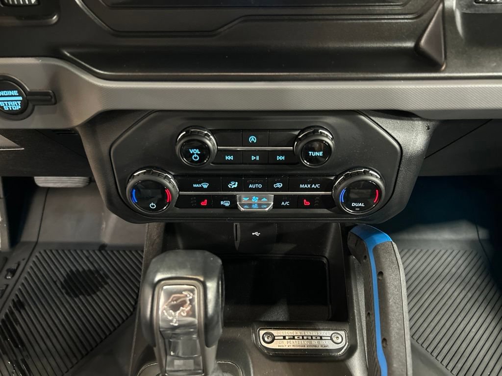 Certified 2023 Ford Bronco Black Diamond AWD/4WD image 22