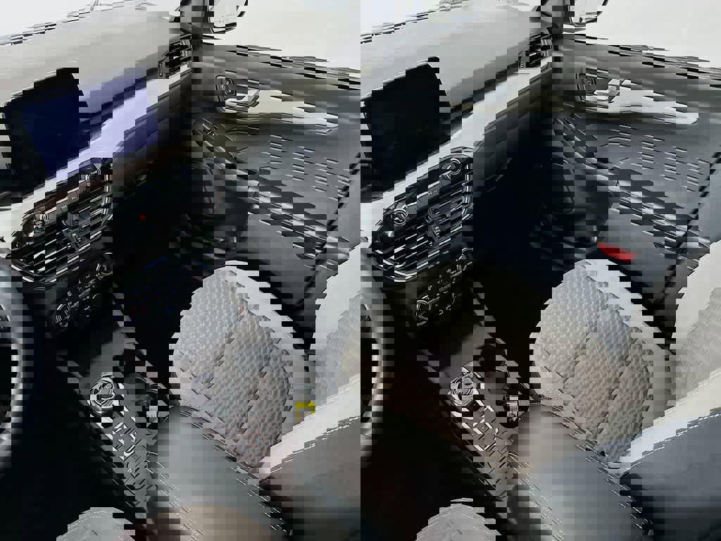 Certified 2021 Ford Escape SE w/ Convenience Package image 11