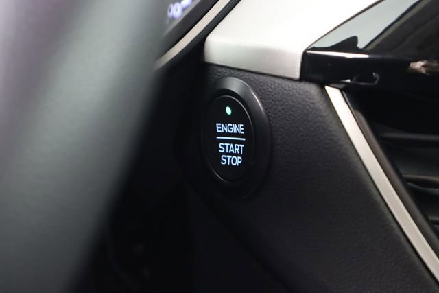 Certified 2020 Ford Escape SE image 40