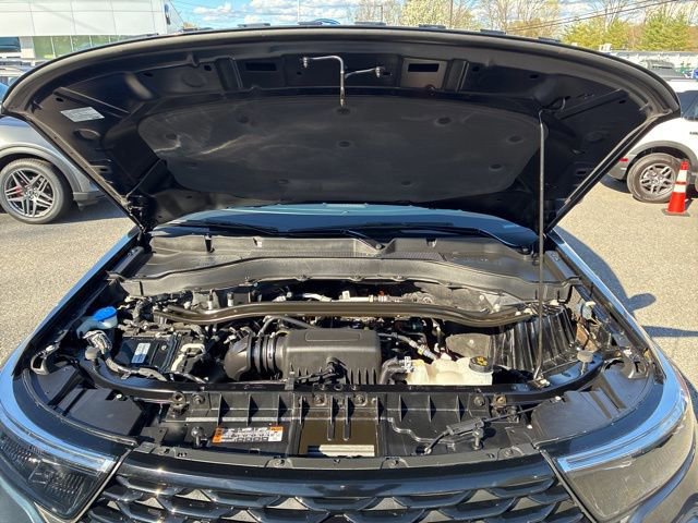 Certified 2023 Ford Explorer ST-Line image 19