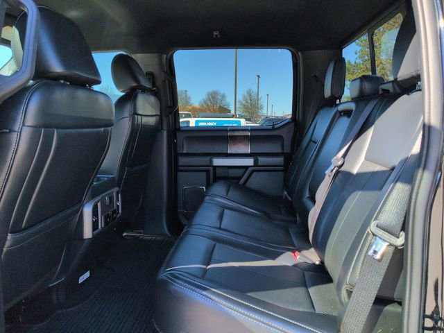 Certified 2022 Ford F250 Lariat w/ Black Appearance Package image 15