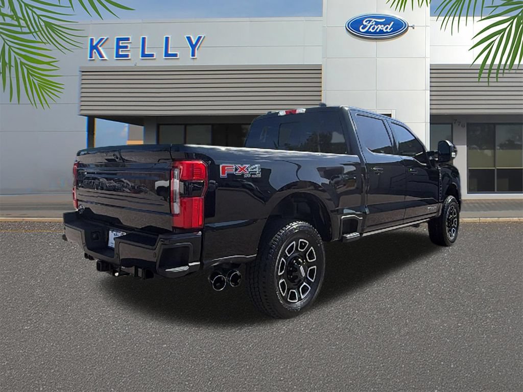 Certified 2025 Ford F250 Platinum w/ FX4 Off-Road Package AWD/4WD image 5