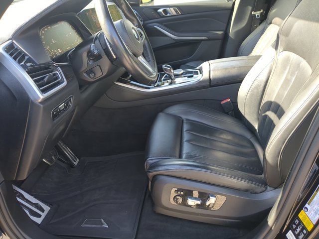 Used 2020 BMW X5 M50i w/ Premium Package AWD/4WD image 15