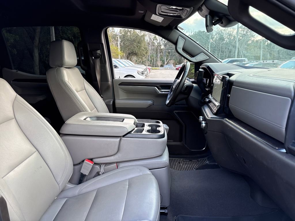 Used 2024 GMC Sierra 1500 SLT image 28