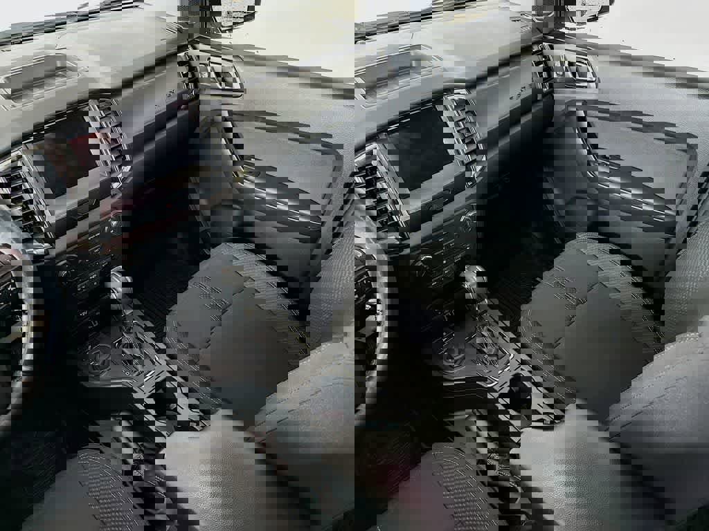 Certified 2022 Ford Ranger XLT w/ Equipment Group 301A Mid image 11